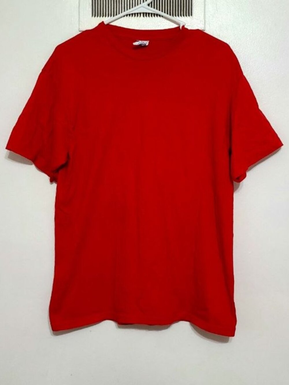 Red Cotton Short‑Sleeve - L